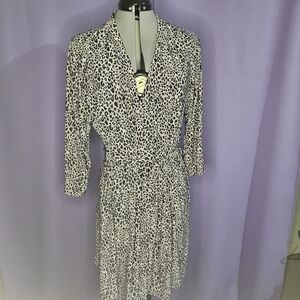 Rene Rofe Leopard Print Long Sleeve Wrap Top